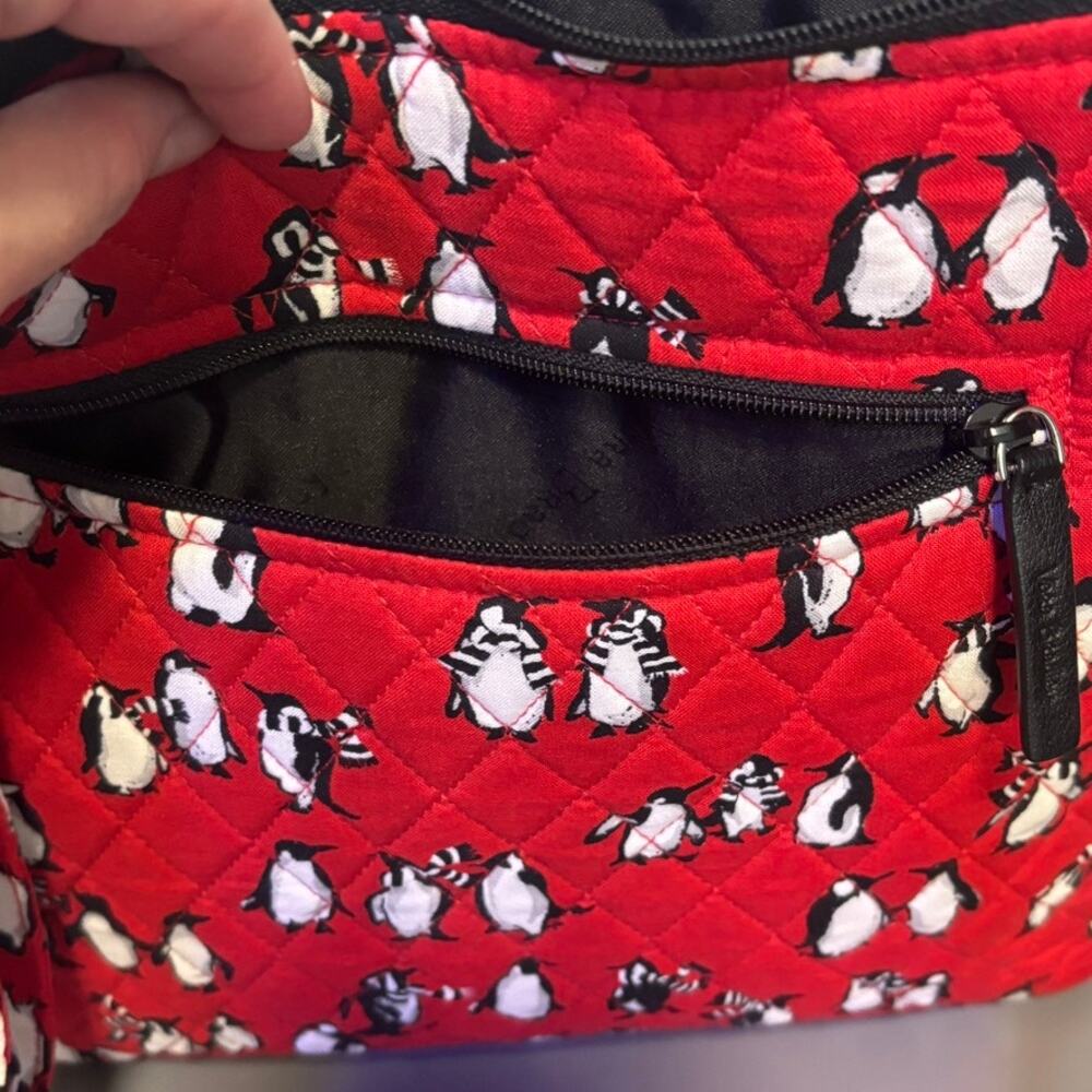 Vera Bradley Playful Penguins Red Quilted Cotton On The Go Crossbody Bag Purse - Picture 7 of 9